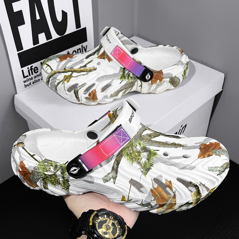Men Shoes Must Have - Camouflage Wave-Patterned Large-Size Men's Beach Shoes,