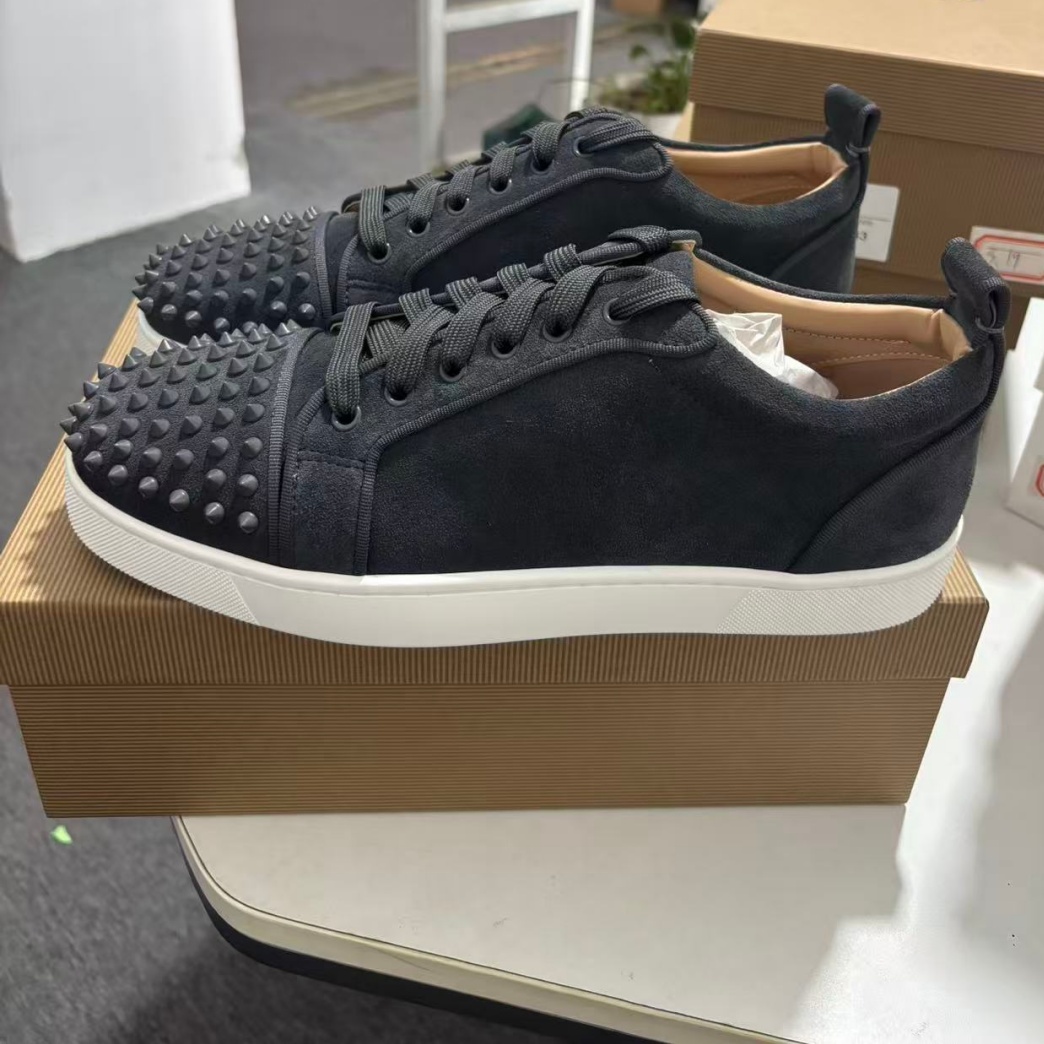 Gray Flannel Leather Red Sole  - đánh giá và giá Men Shoes Red