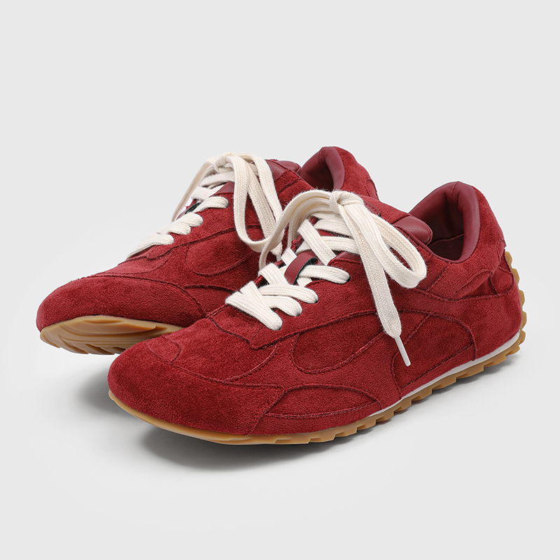This Year's Must-have Light Lu - đánh giá và giá Men Shoes Must Have
