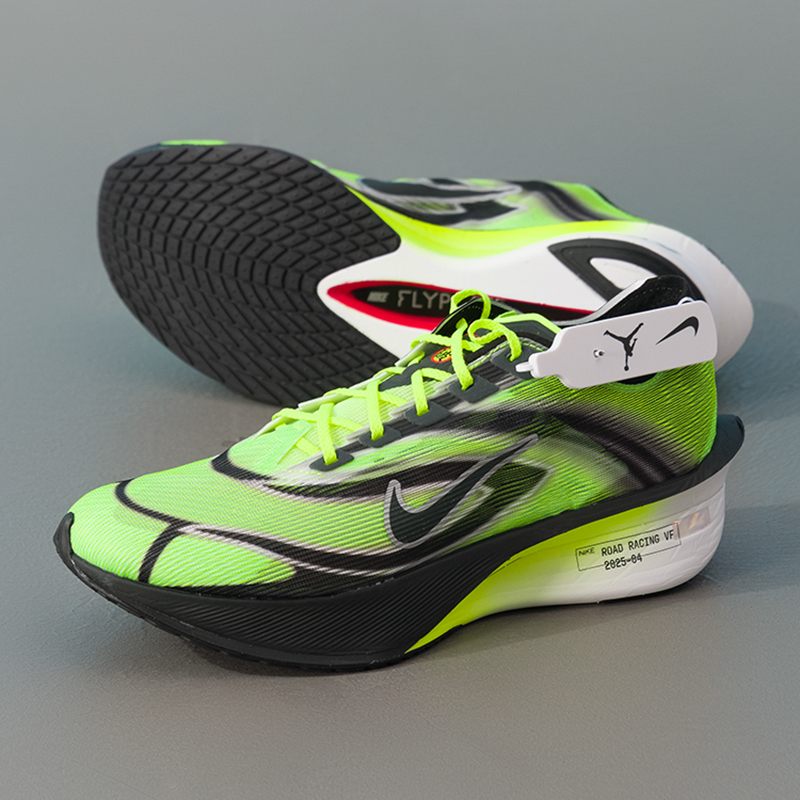 Nike Men's Sports Shoes Zoomx  - đánh giá và giá Men'S Shoes In Next